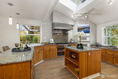 17226 SE 40th Place , Bellevue, WA 98008 - Photo 11