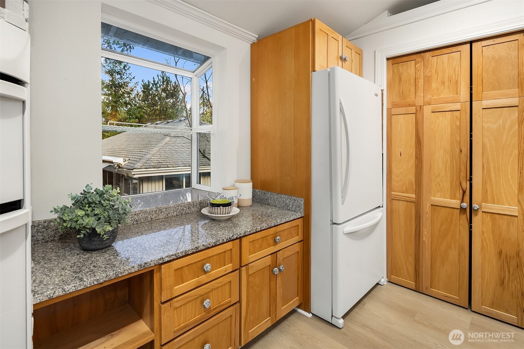 17226 SE 40th Place , Bellevue, WA 98008