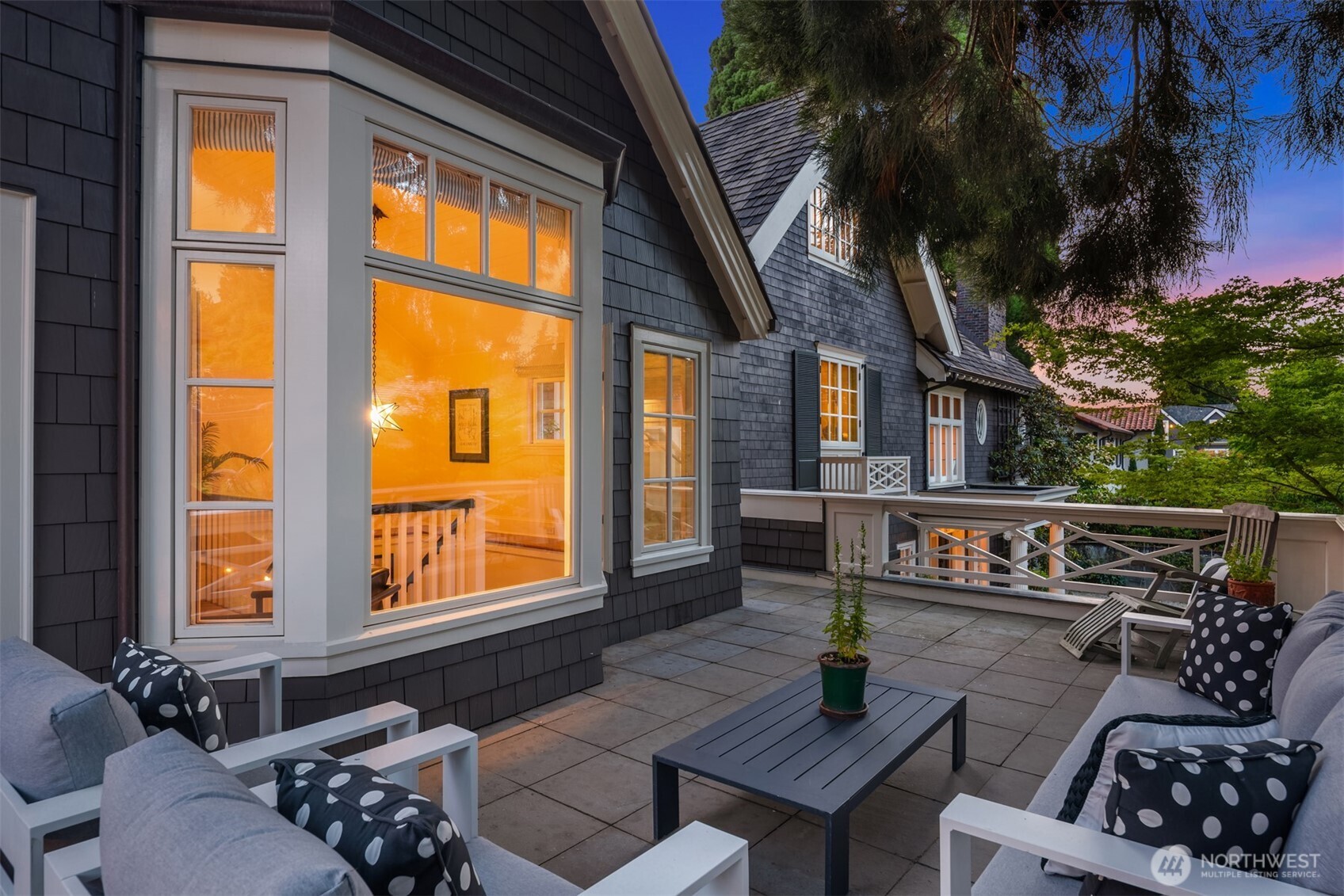 1617 Federal Avenue E, Seattle, WA 98102