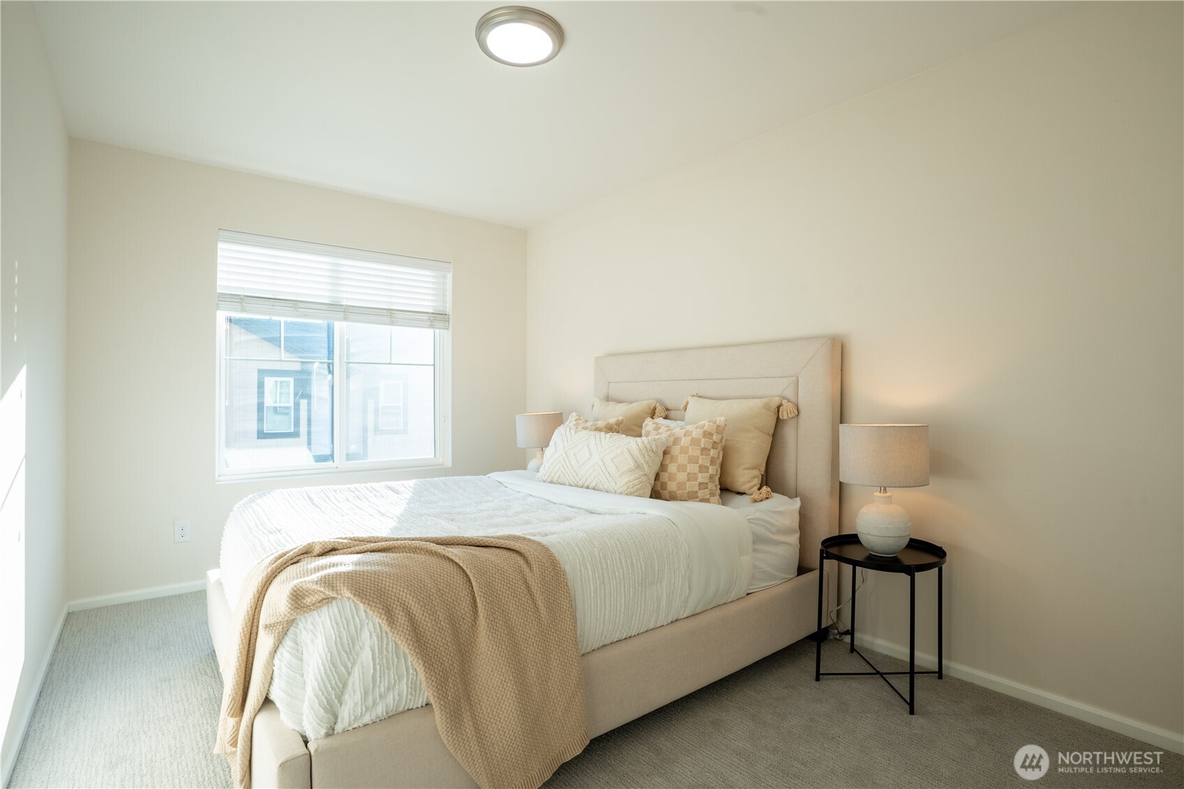 10378 157th Place NE #101, Redmond, WA 98052