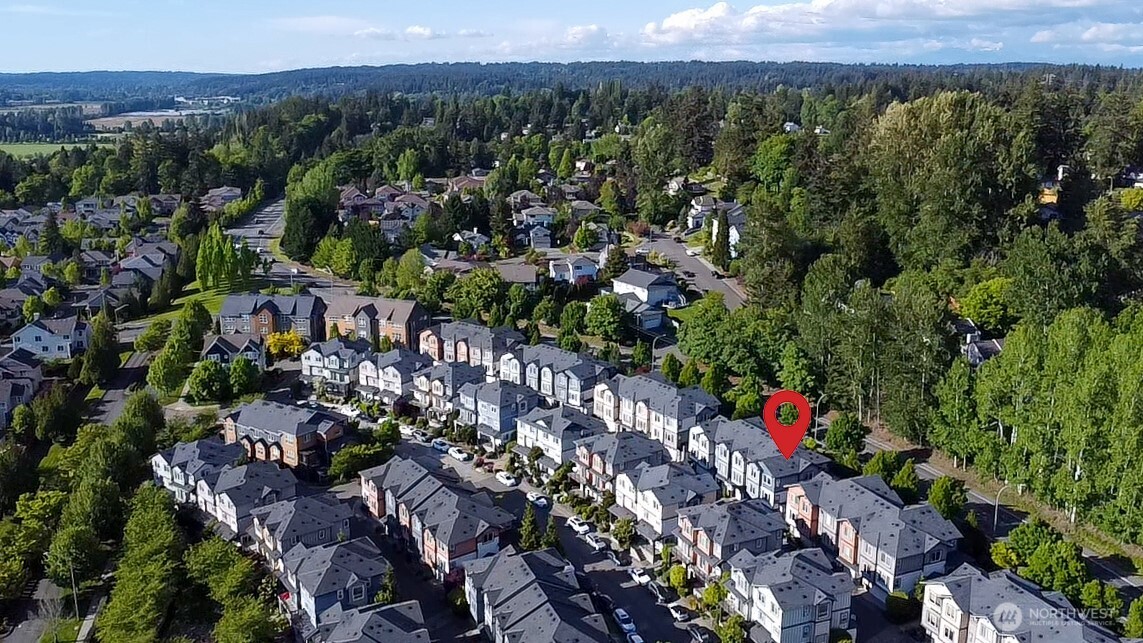 10378 157th Place NE #101, Redmond, WA 98052