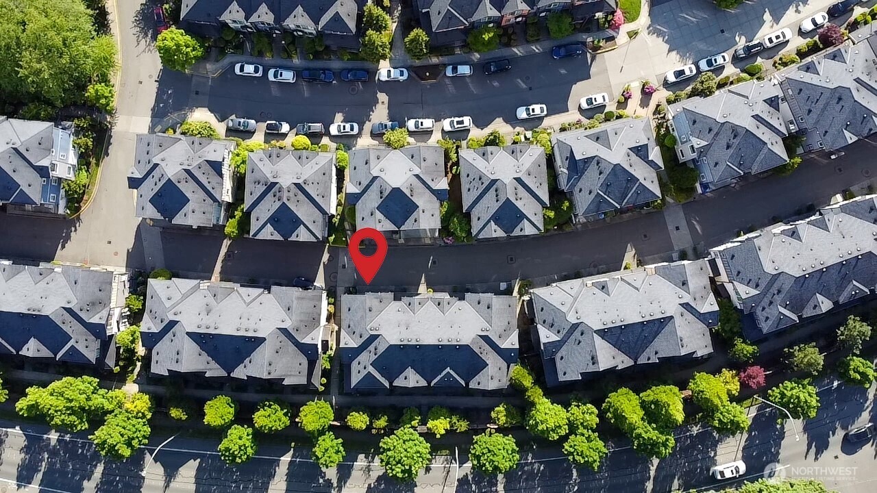 10378 157th Place NE #101, Redmond, WA 98052