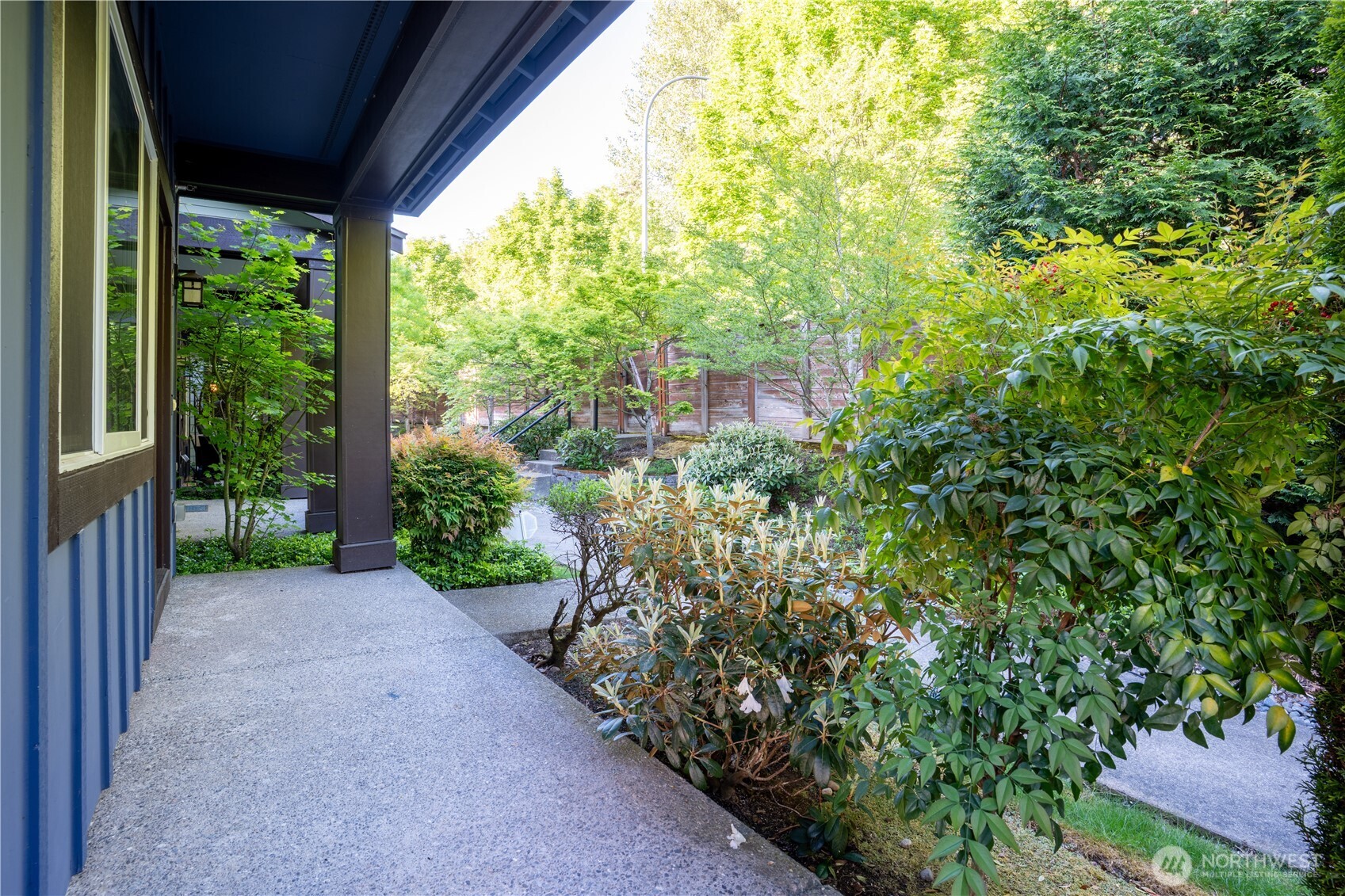 10378 157th Place NE #101, Redmond, WA 98052