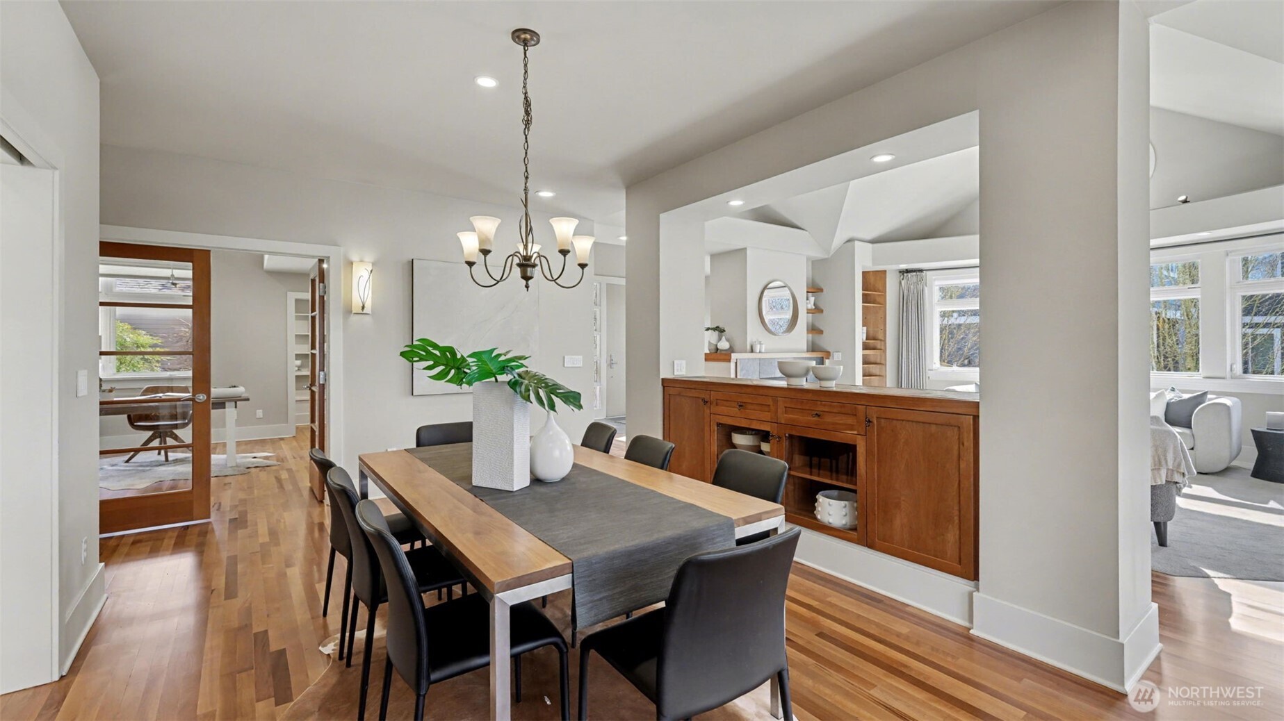 13730 Main Street , Bellevue, WA 98005