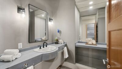 13730 Main Street , Bellevue, WA 98005 - Photo 18