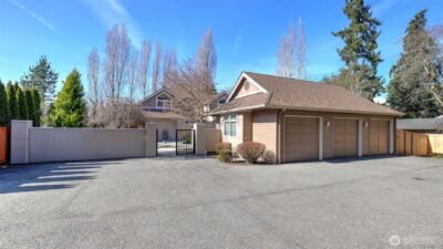 13730 Main Street , Bellevue, WA 98005 - Photo 40