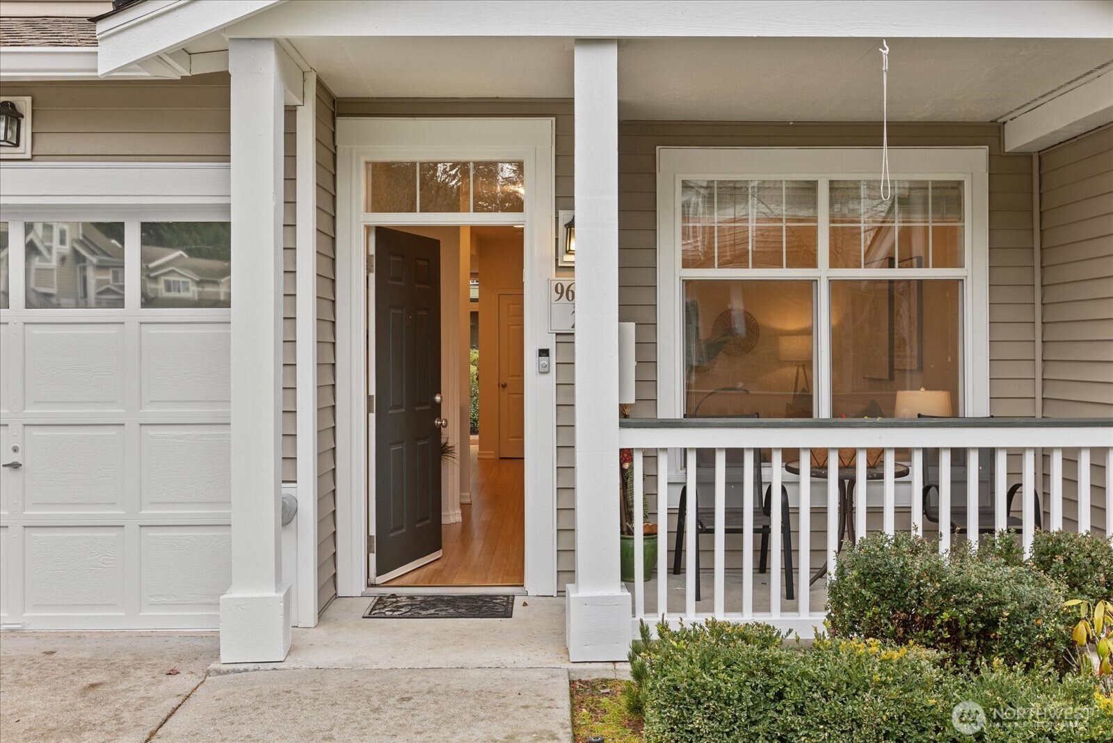 9634 179th Place NE #2, Redmond, WA 98052