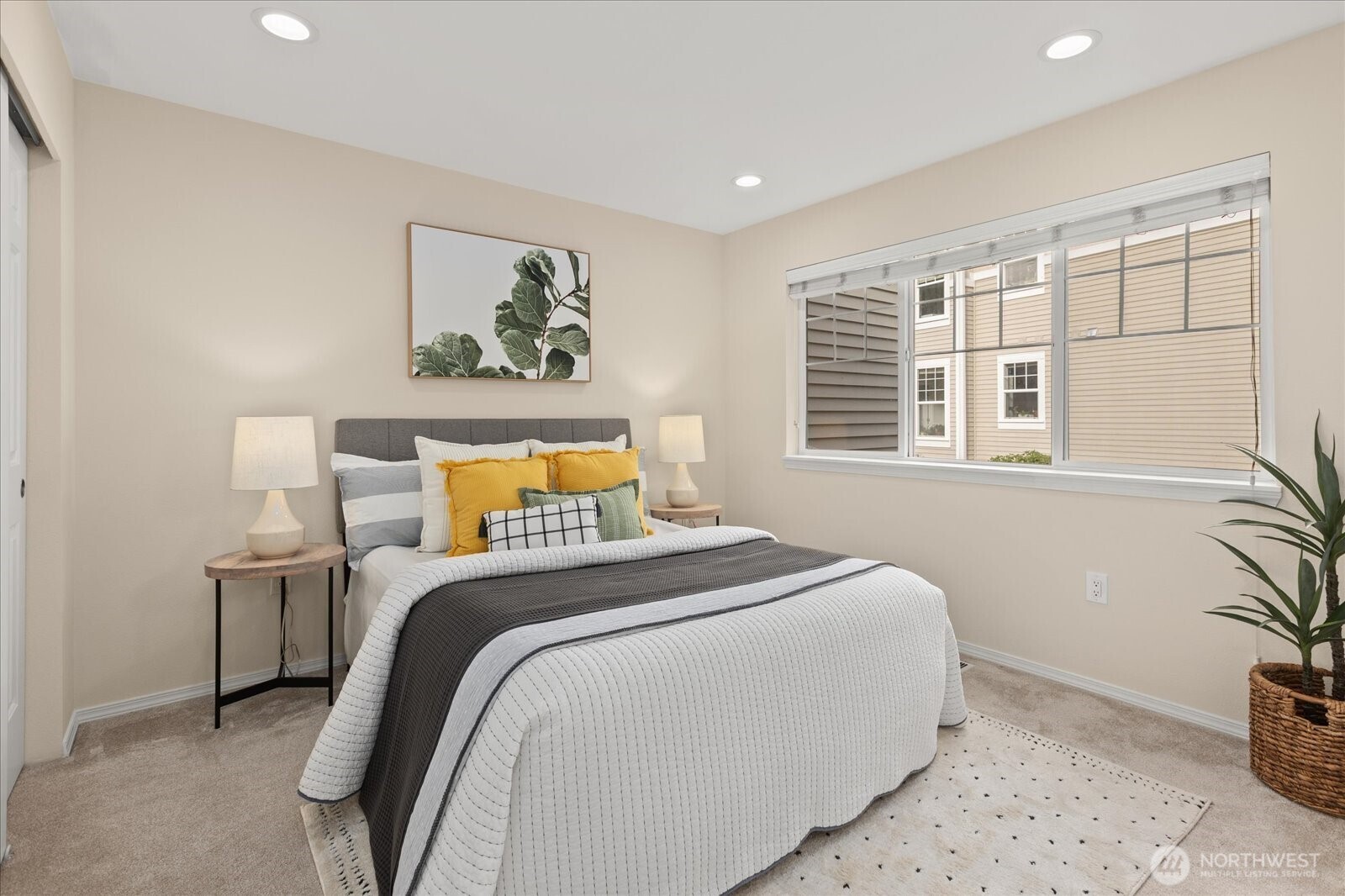 9634 179th Place NE #2, Redmond, WA 98052