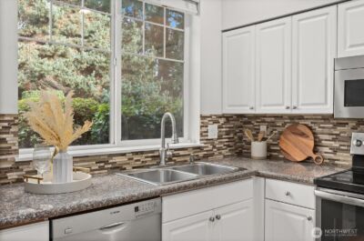 9634 179th Place NE #2, Redmond, WA 98052 - Photo 31