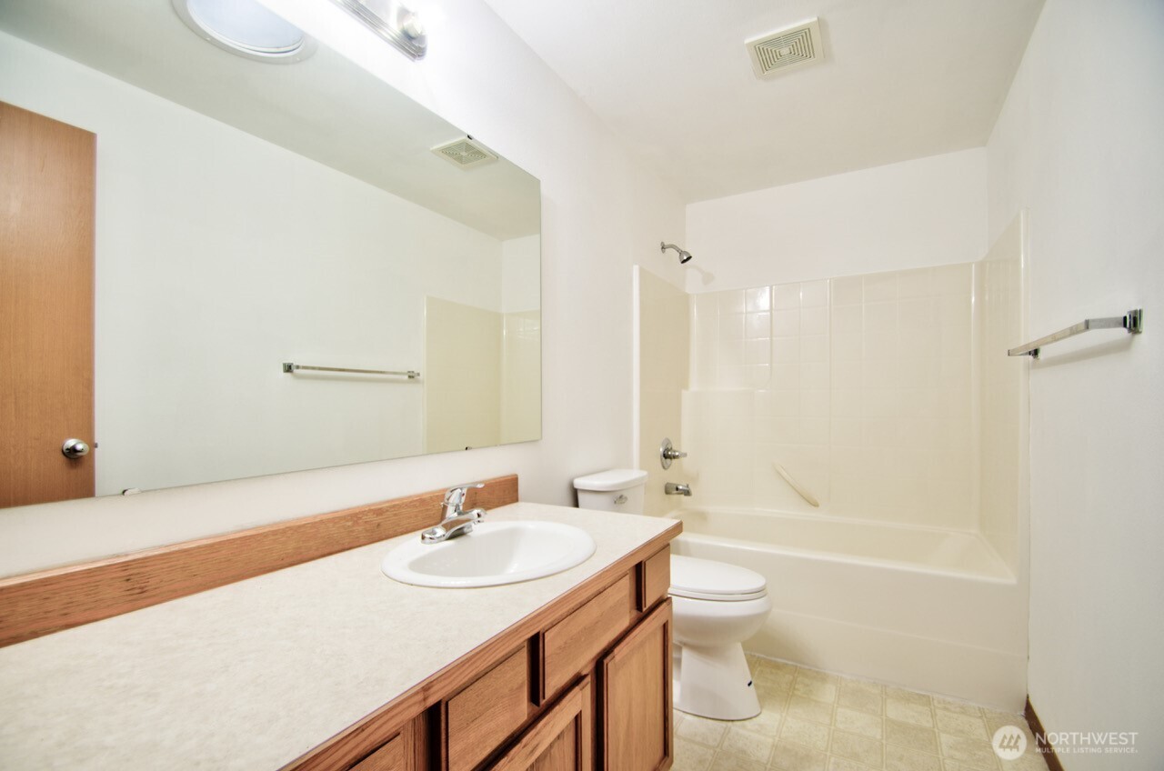 164 Beville Road , Boistfort, WA 98532