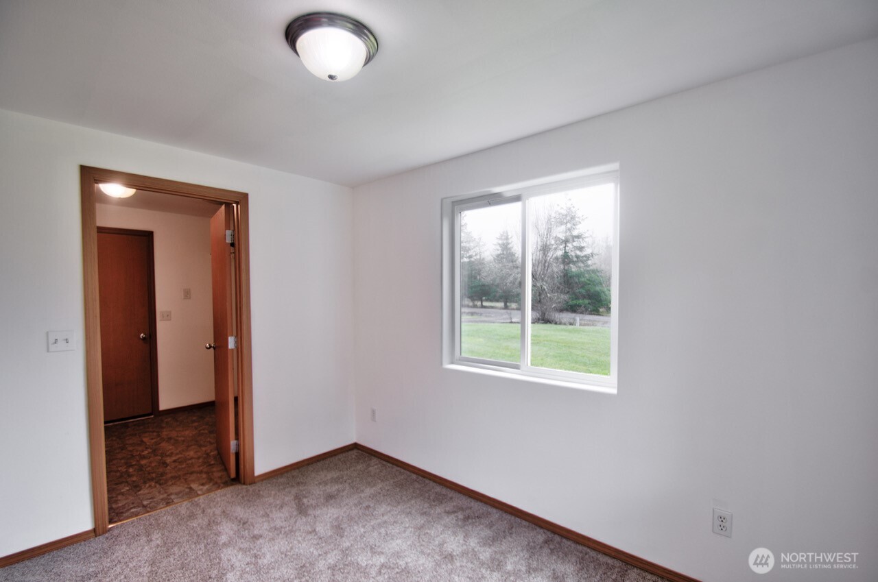 164 Beville Road , Boistfort, WA 98532