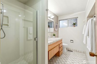 1058 NE 106th Street , Seattle, WA 98125 - Photo 11
