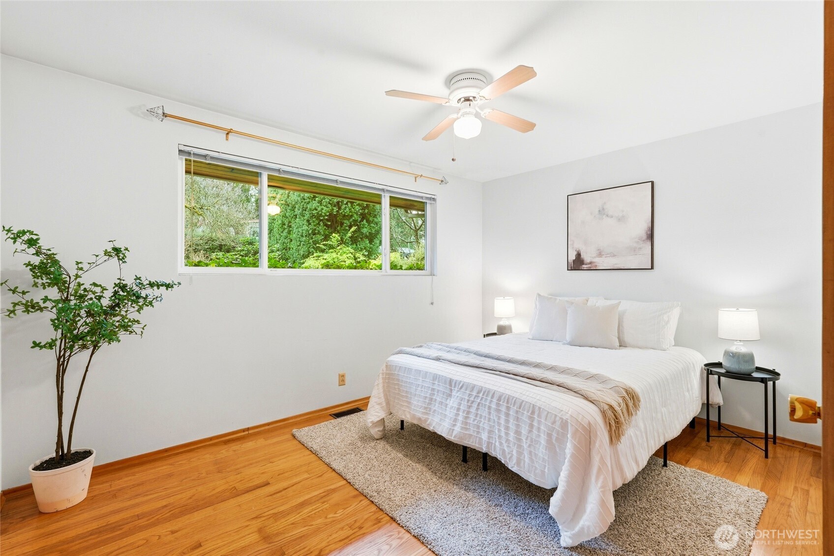 1058 NE 106th Street , Seattle, WA 98125