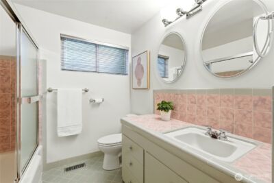 1058 NE 106th Street , Seattle, WA 98125 - Photo 14