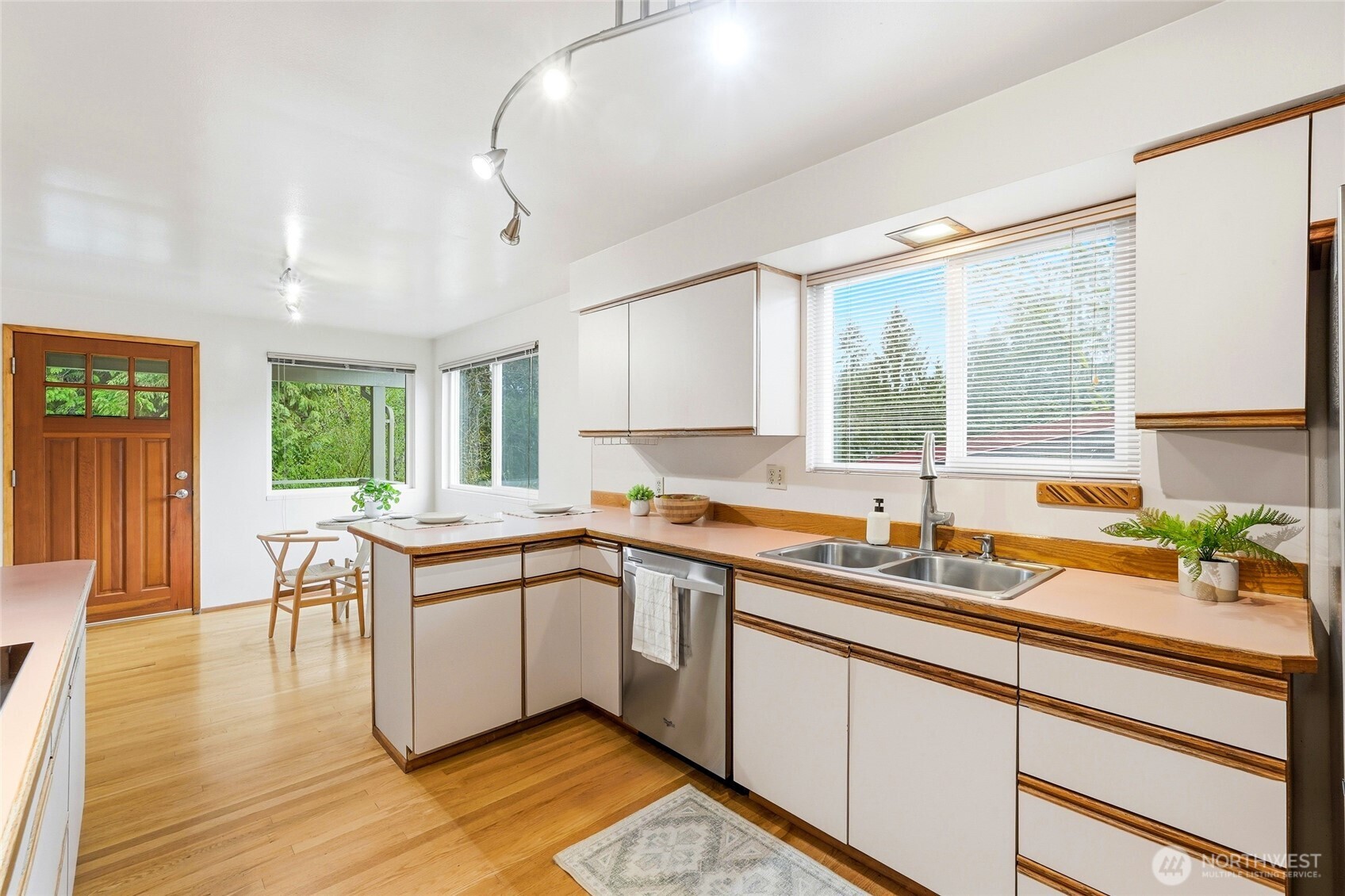 1058 NE 106th Street , Seattle, WA 98125