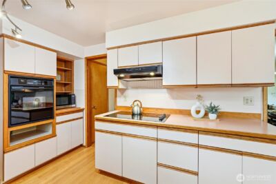 1058 NE 106th Street , Seattle, WA 98125 - Photo 8