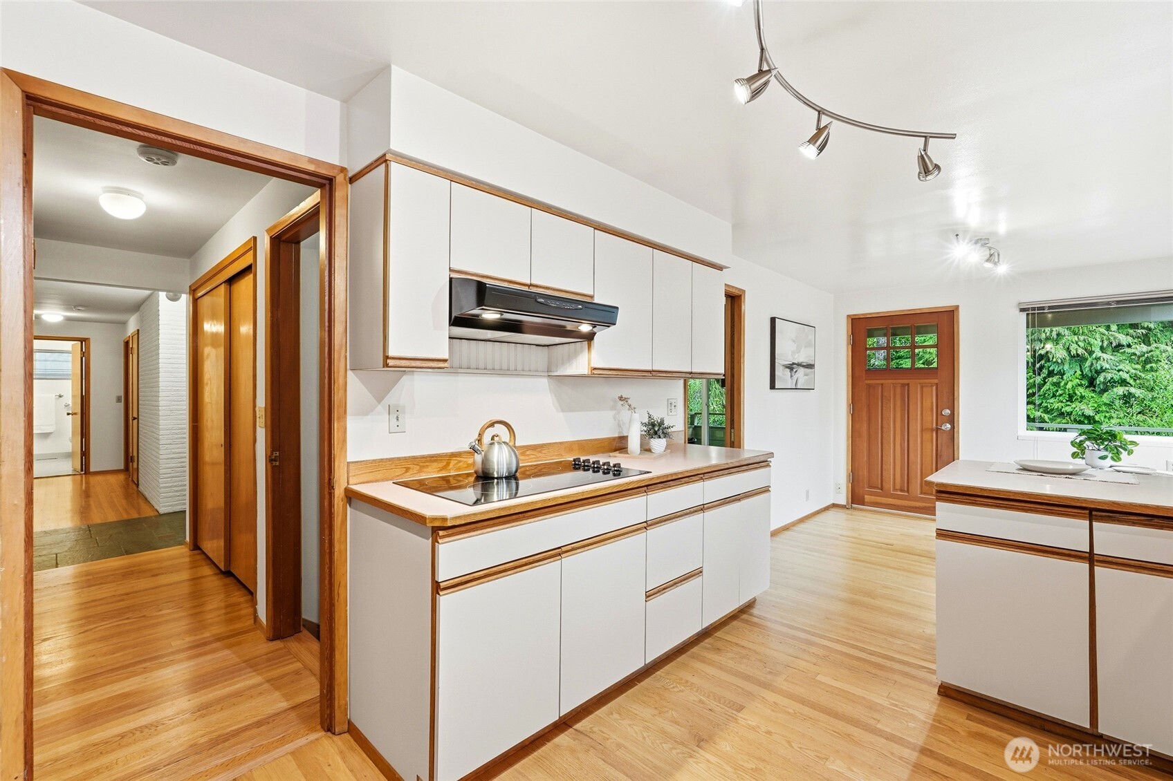 1058 NE 106th Street , Seattle, WA 98125