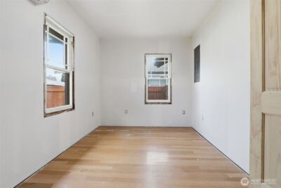 607 21st ave , Longview, WA 98632 - Photo 18