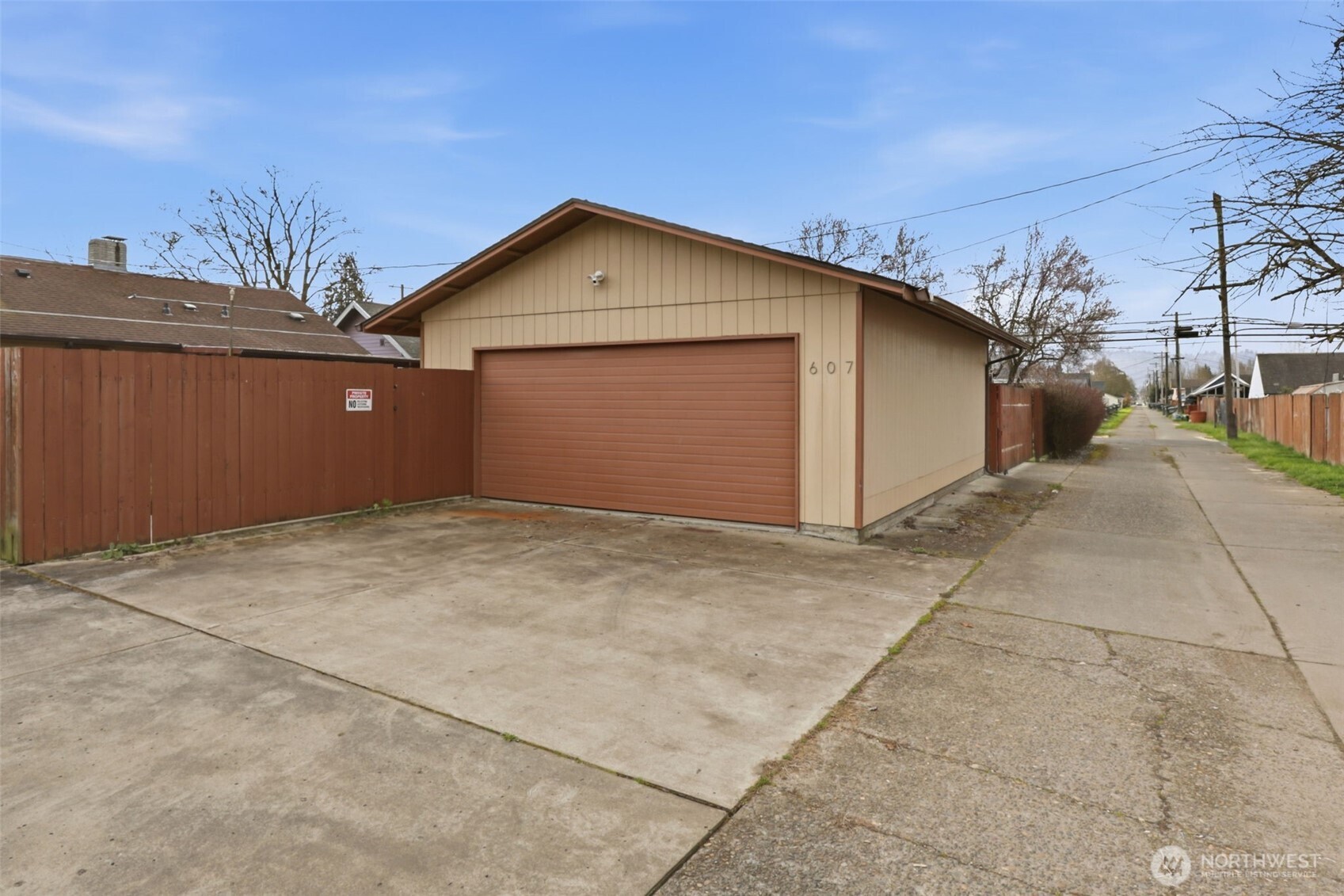 607 21st ave , Longview, WA 98632