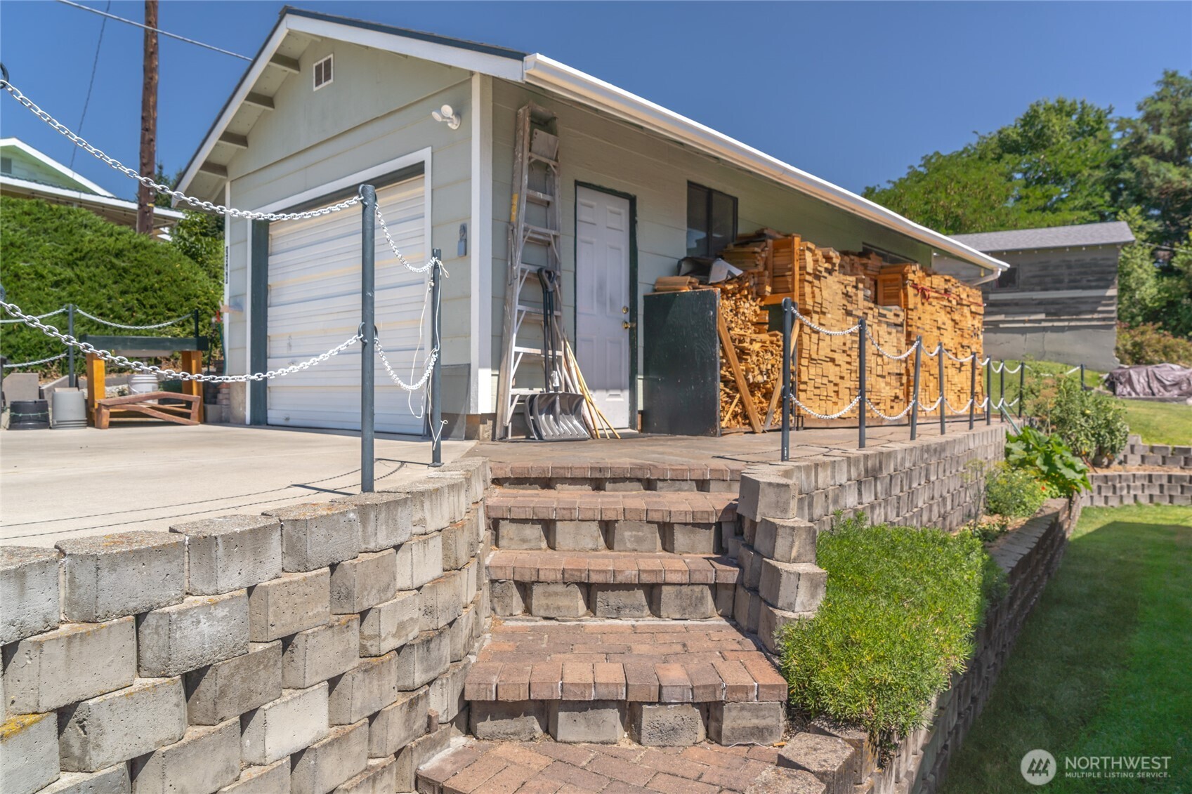 2548 Entiat Way , Entiat, WA 98822