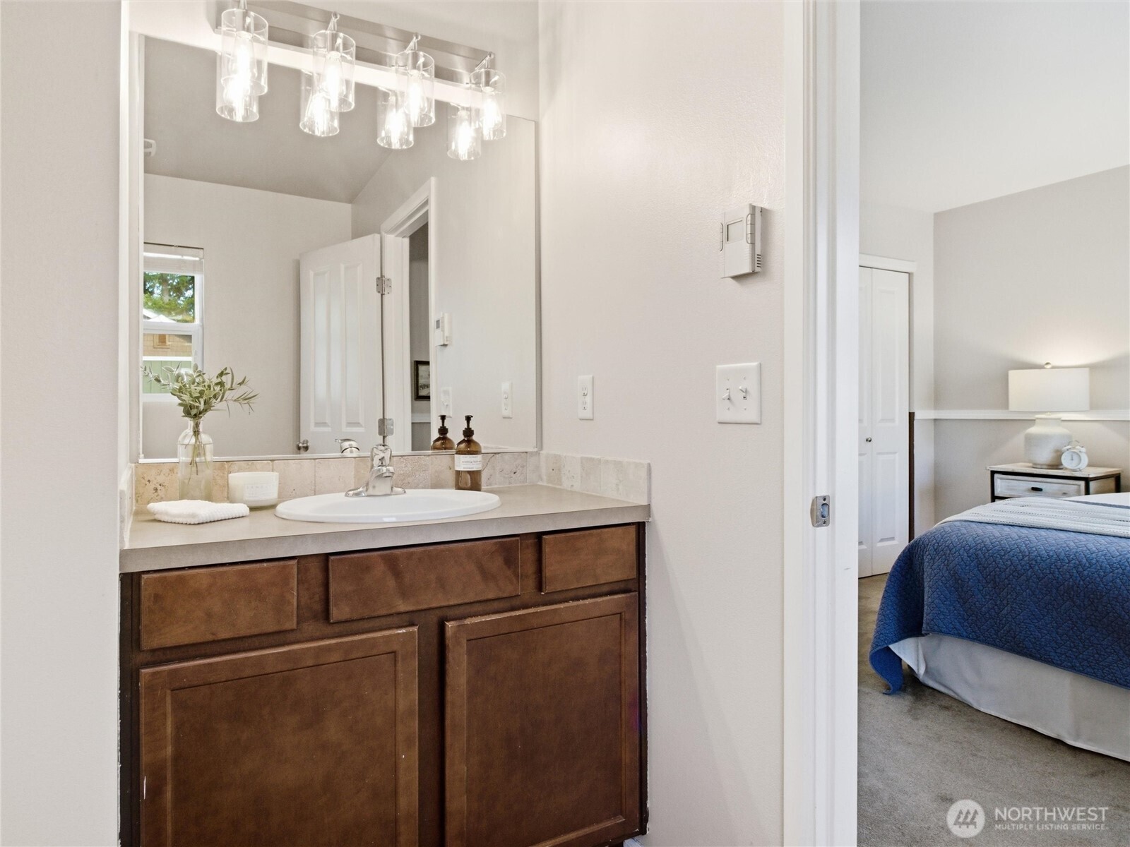 3657 London Loop NE, Lacey, WA 98516