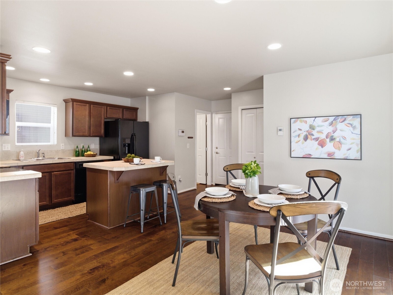 3657 London Loop NE, Lacey, WA 98516