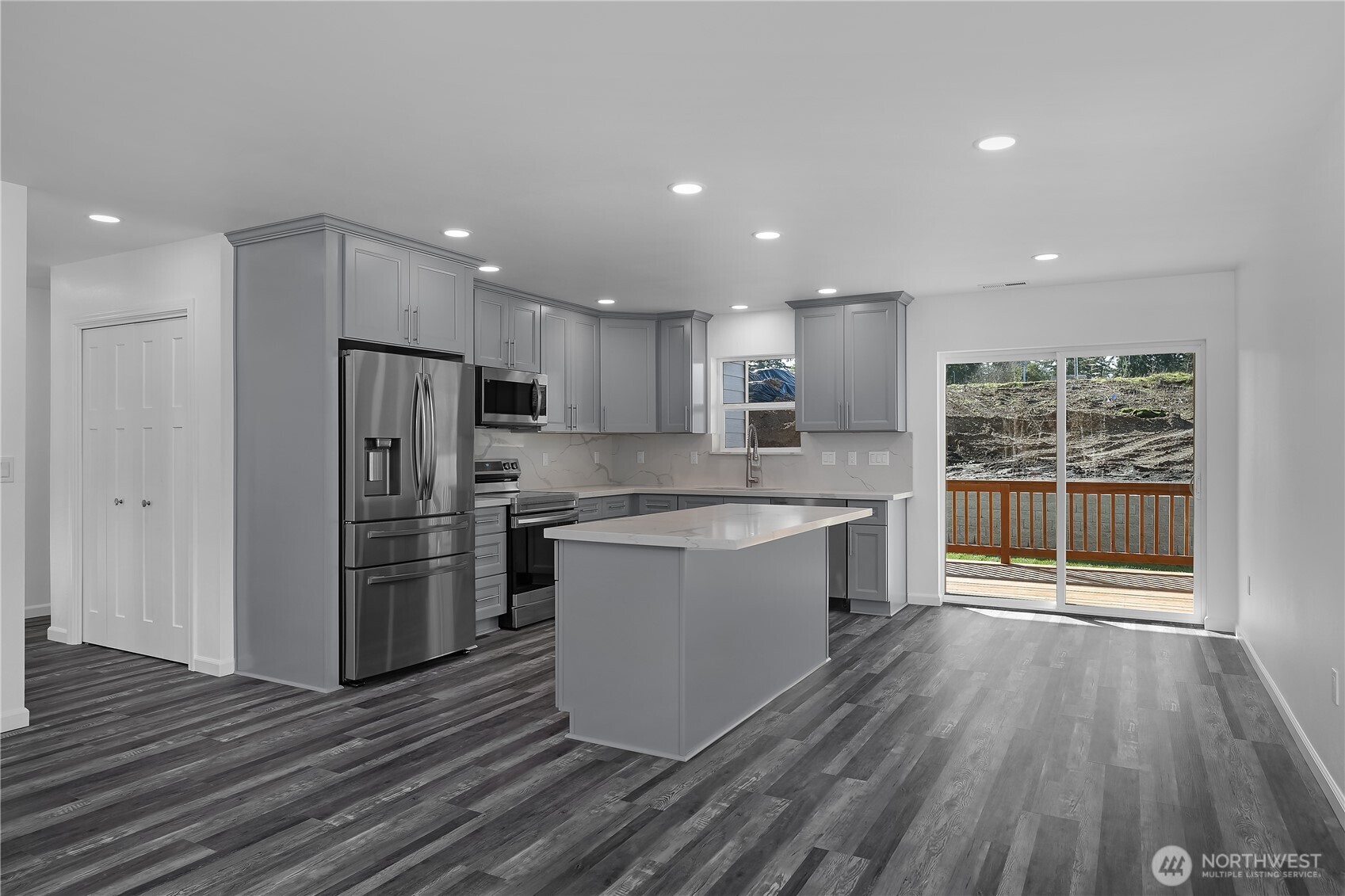 447 Chestnut Street , Shelton, WA 98584