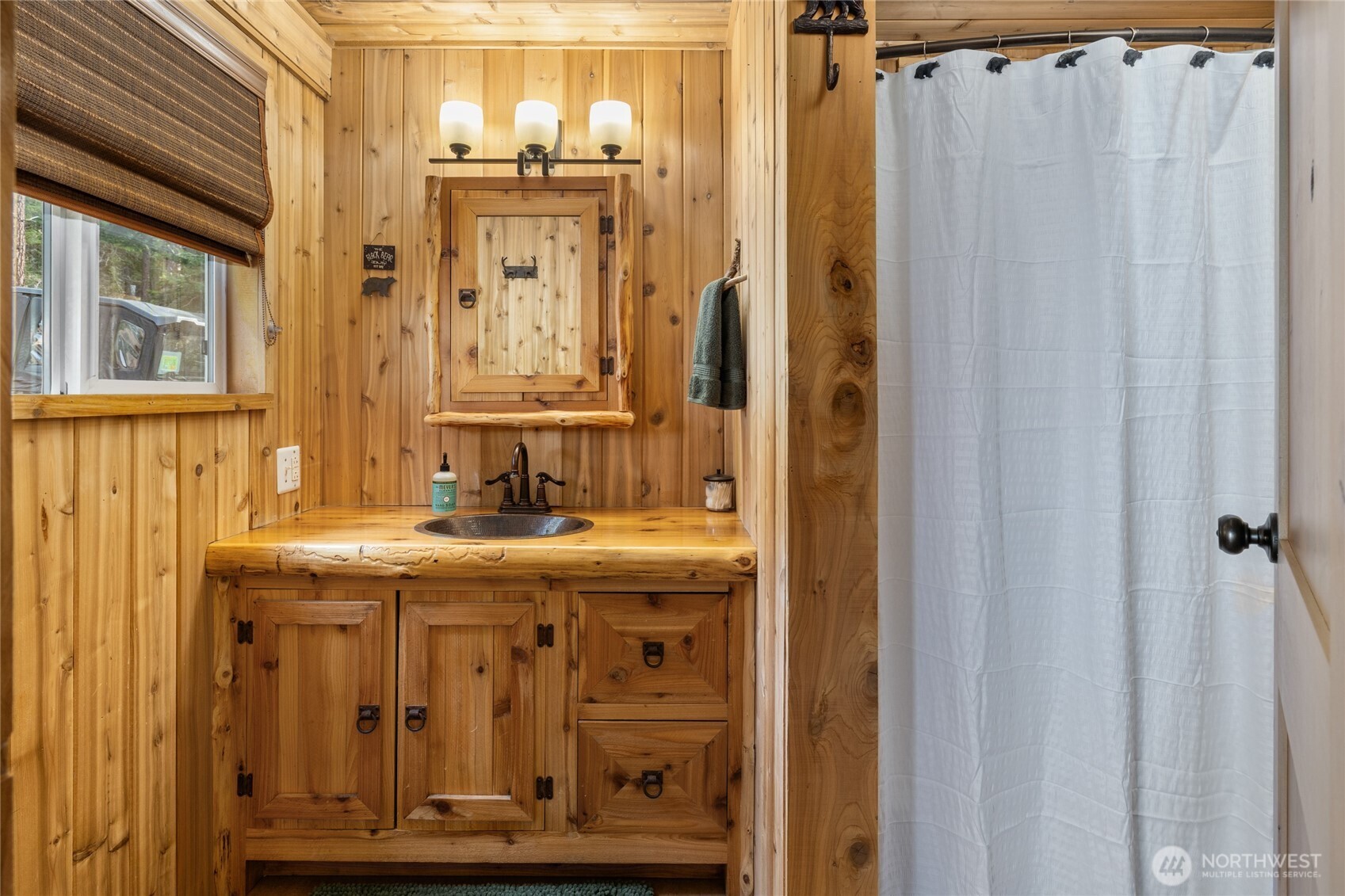 110 Deer Point Lane , Ronald, WA 98940-0150