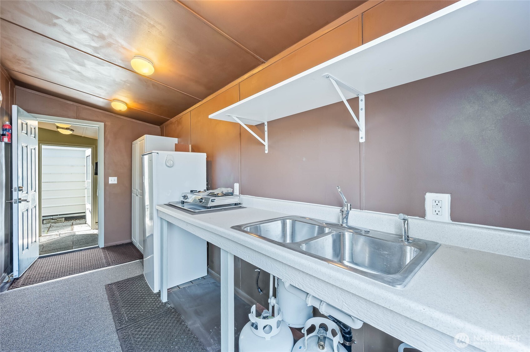 20000 S Lakeshore Road , Chelan, WA 98816-9261