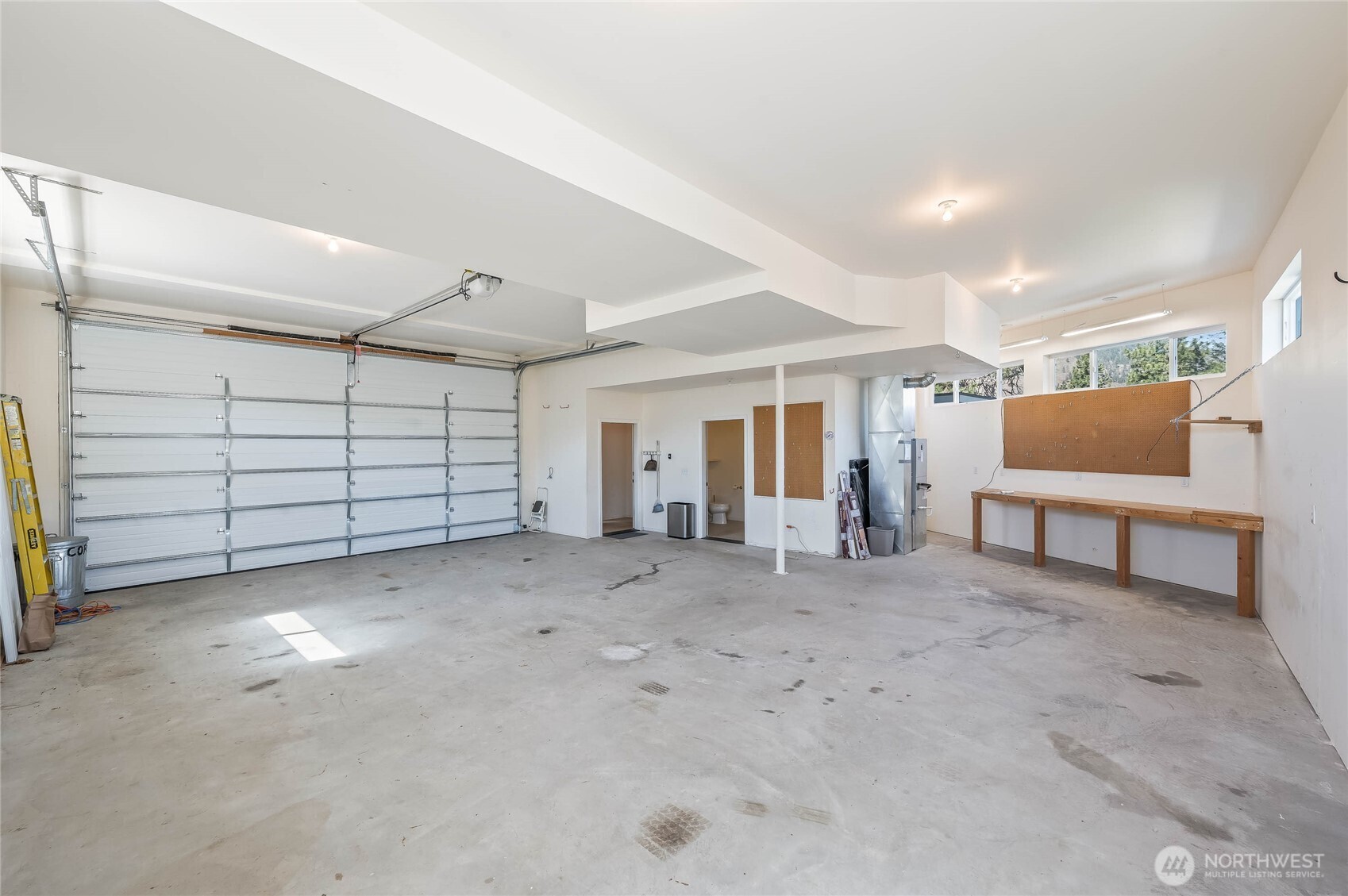 20000 S Lakeshore Road , Chelan, WA 98816-9261