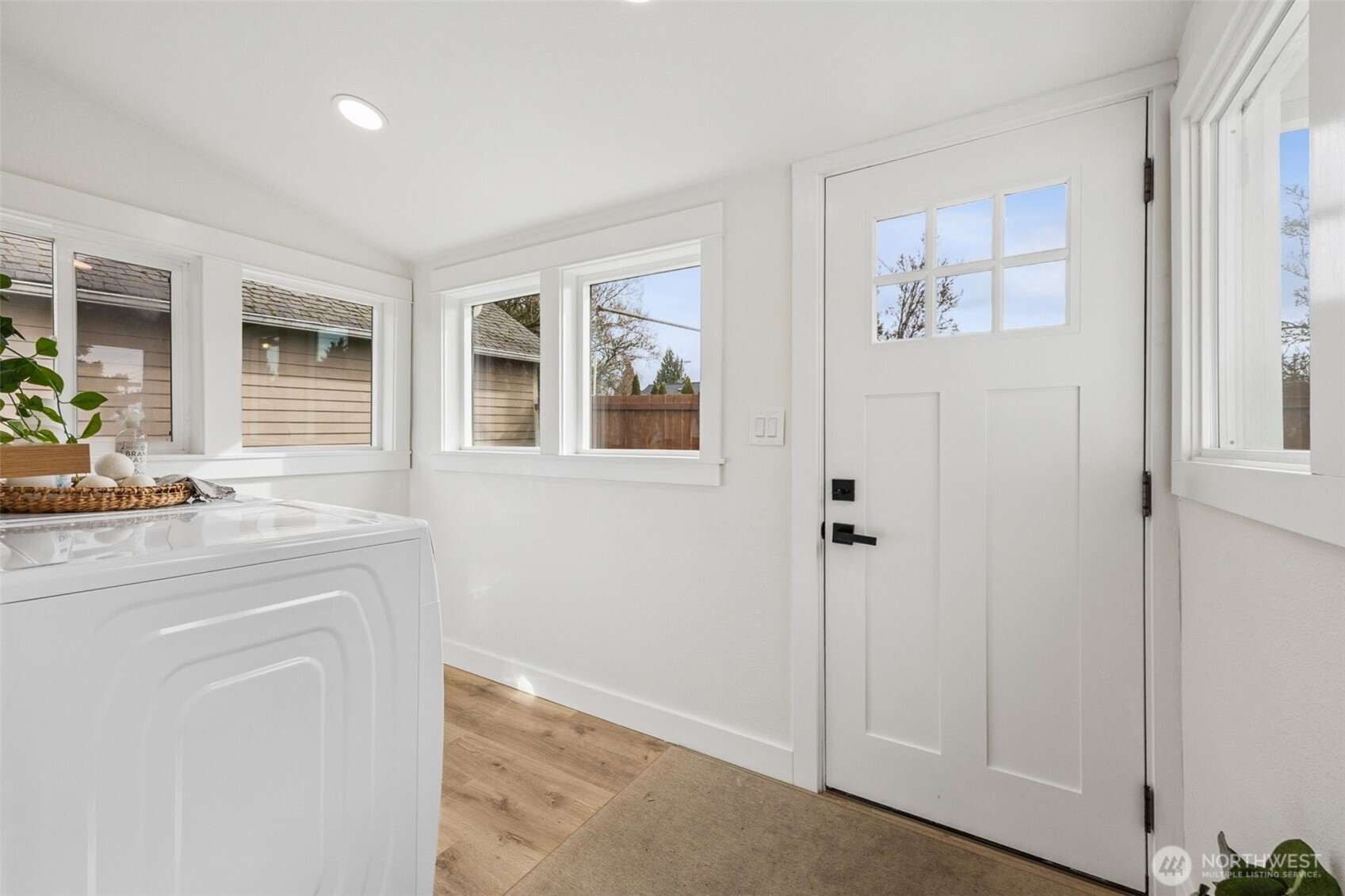 4021 S Sheridan Avenue , Tacoma, WA 98418