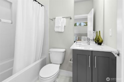 11416 117th Lane NE #E004, Kirkland, WA 98034 - Photo 16