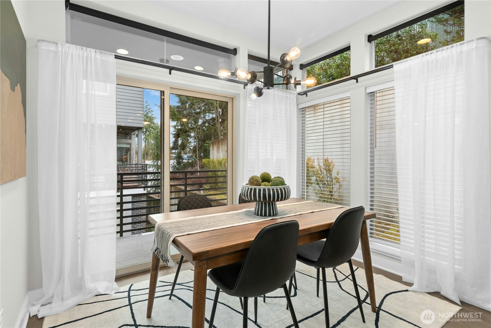 11416 117th Lane NE #E004, Kirkland, WA 98034