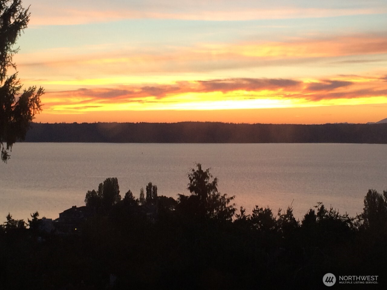 16911 33rd Avenue SW, Burien, WA 98166