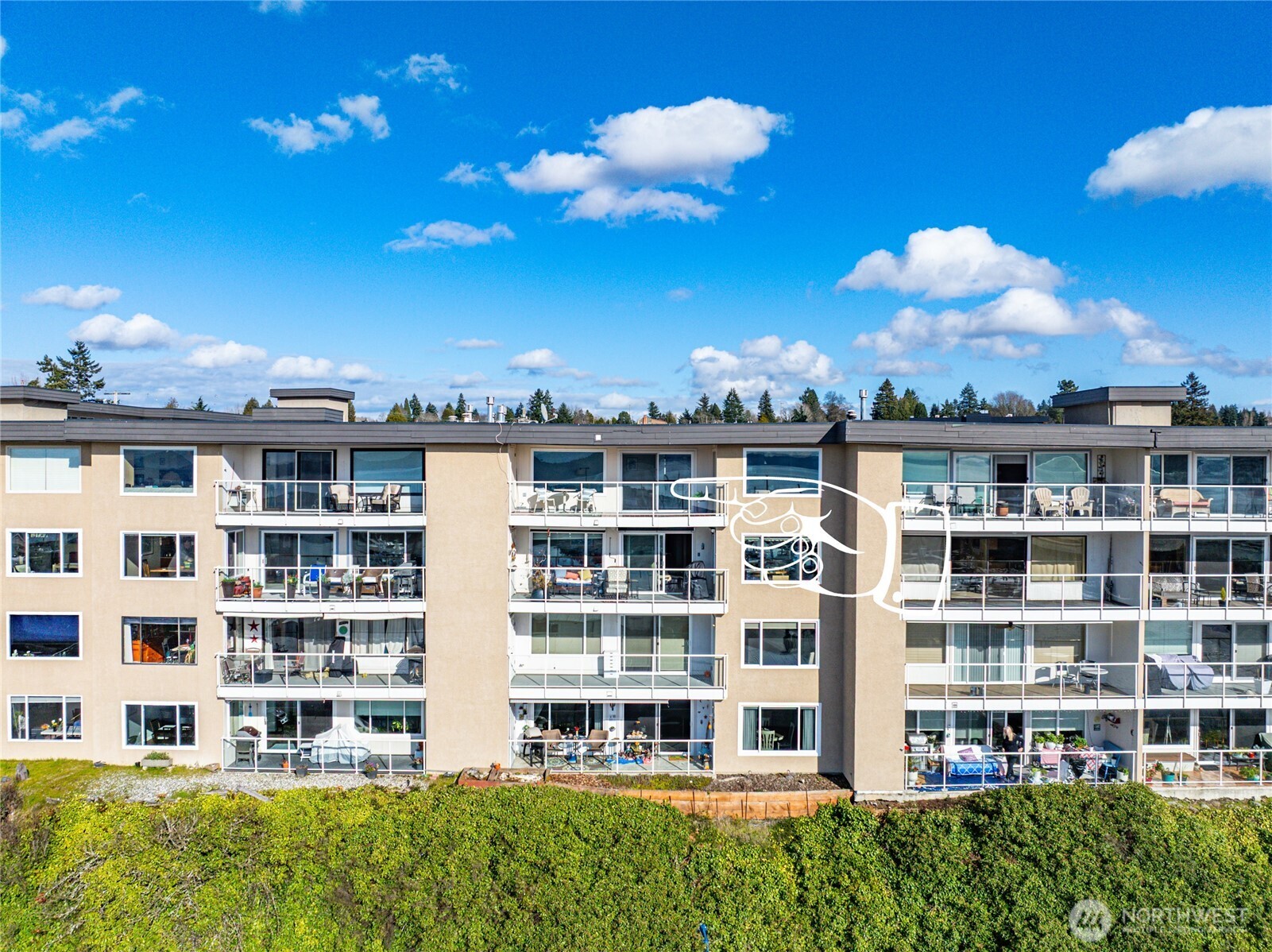 22315 6th Avenue S #A404, Des Moines, WA 98198