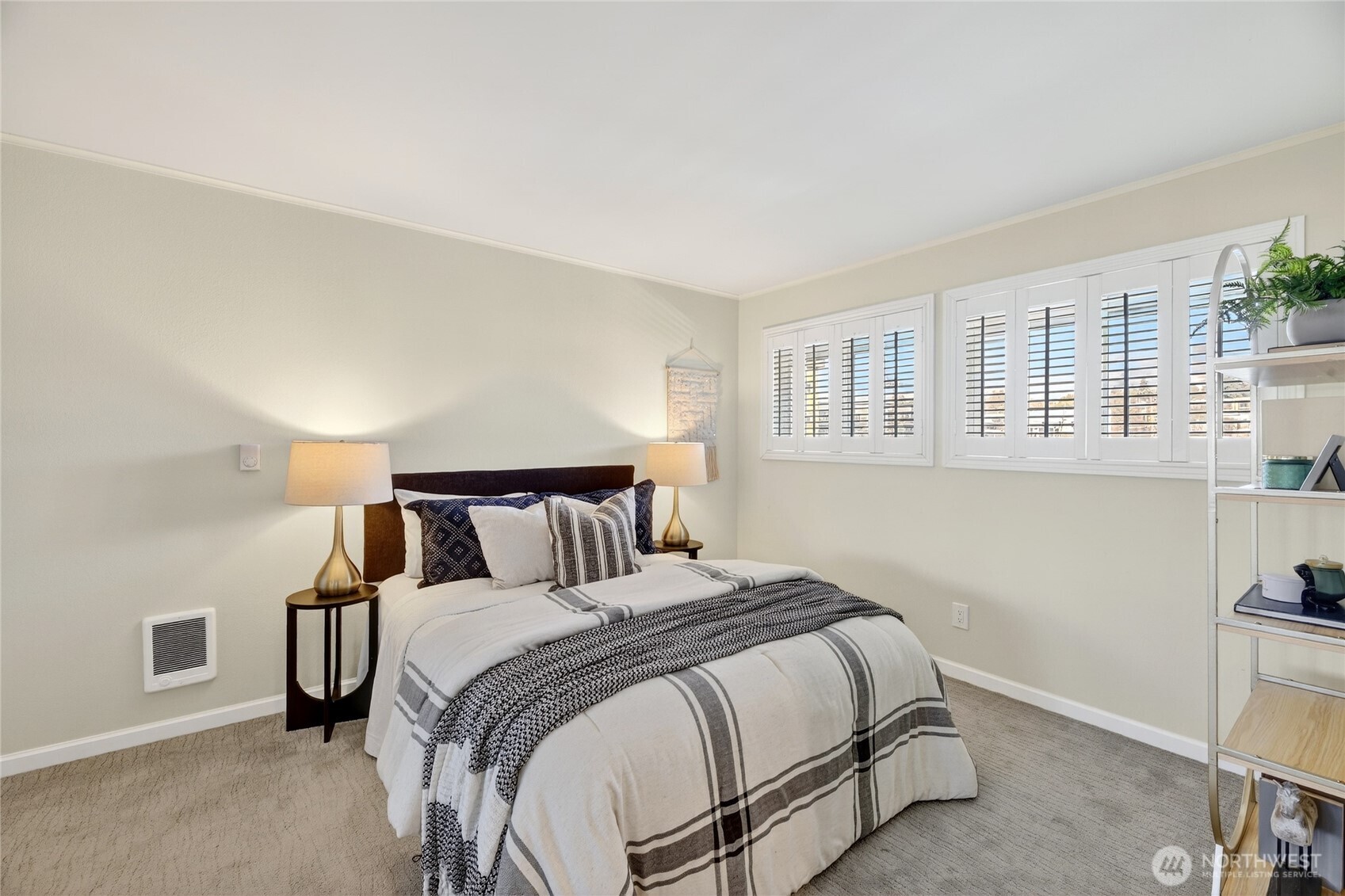 22315 6th Avenue S #A404, Des Moines, WA 98198