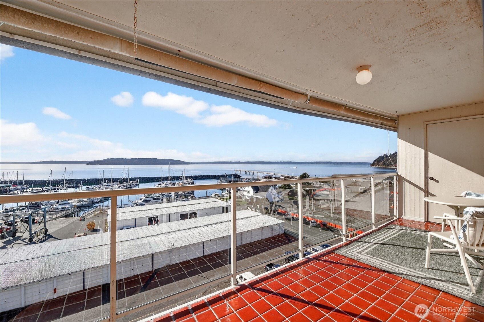 22315 6th Avenue S #A404, Des Moines, WA 98198