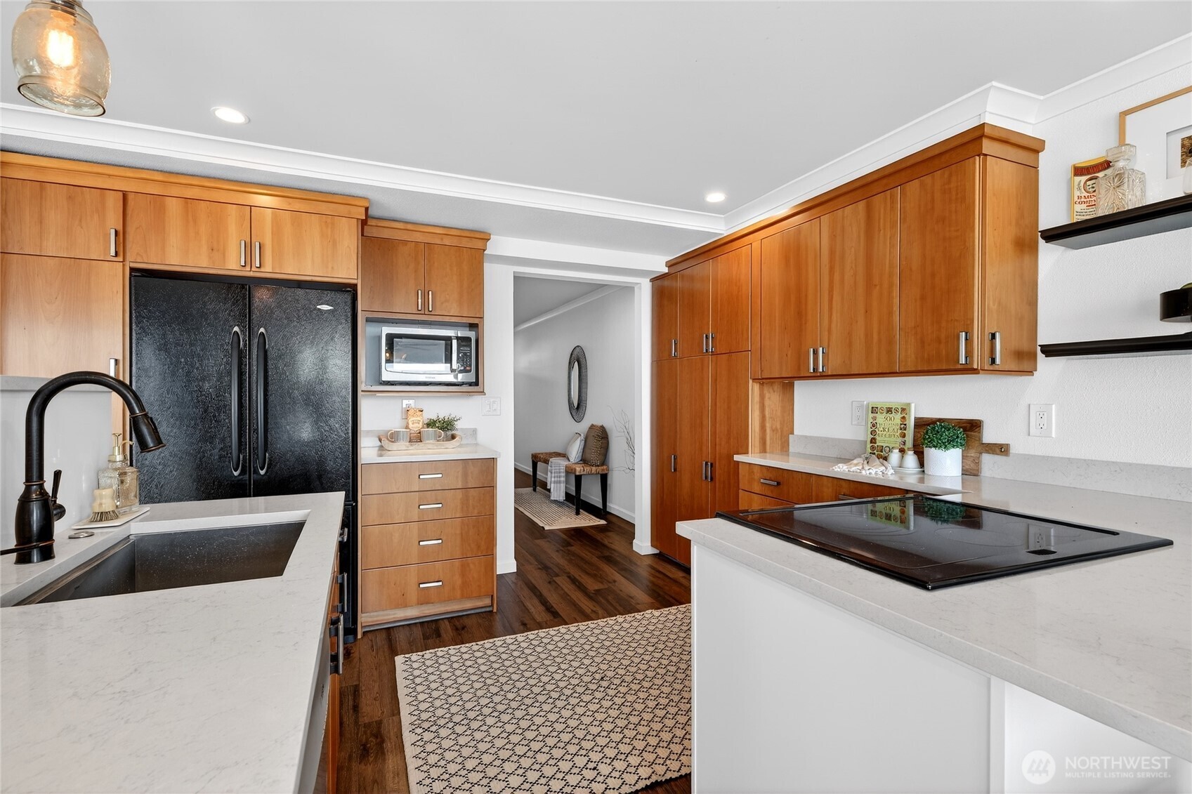 22315 6th Avenue S #A404, Des Moines, WA 98198