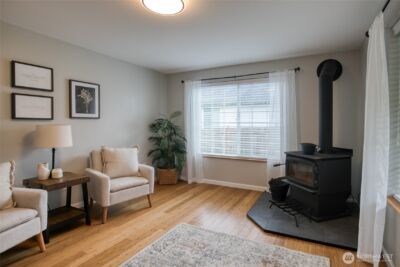 828 Ocean Avenue , Cosmopolis, WA 98595 - Photo 6