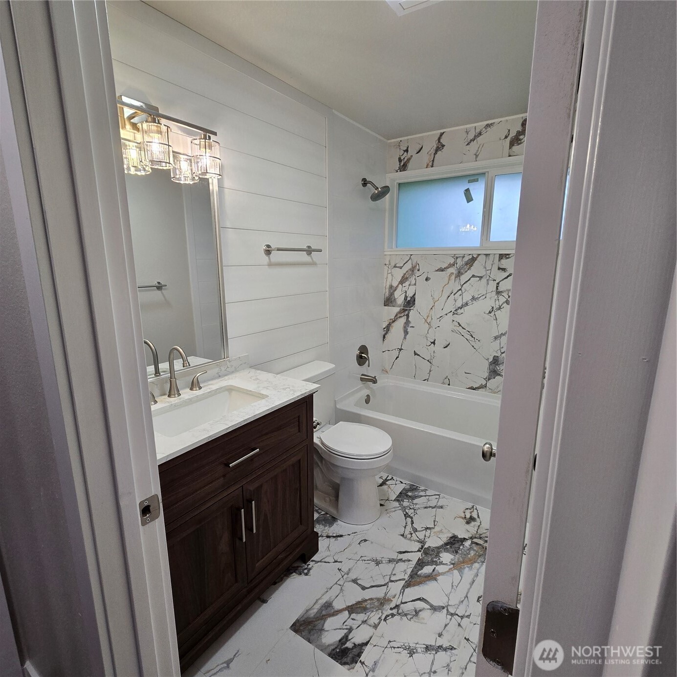 2948 SE Alson CT , Port Orchard, WA 98366