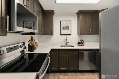 11114 NE 125th Lane #G227, Kirkland, WA 98034 - Photo 7