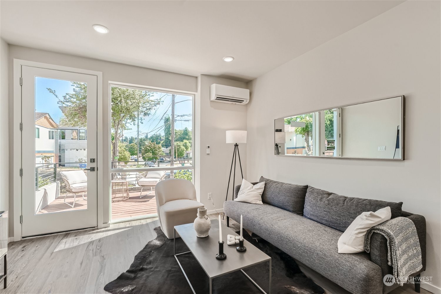 1904 S Grand Street , Seattle, WA 98144