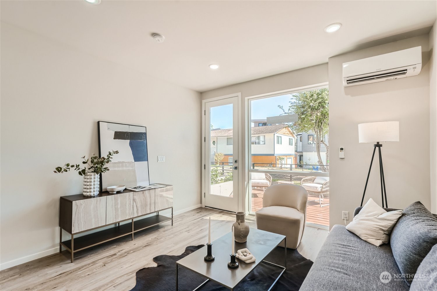 1904 S Grand Street , Seattle, WA 98144