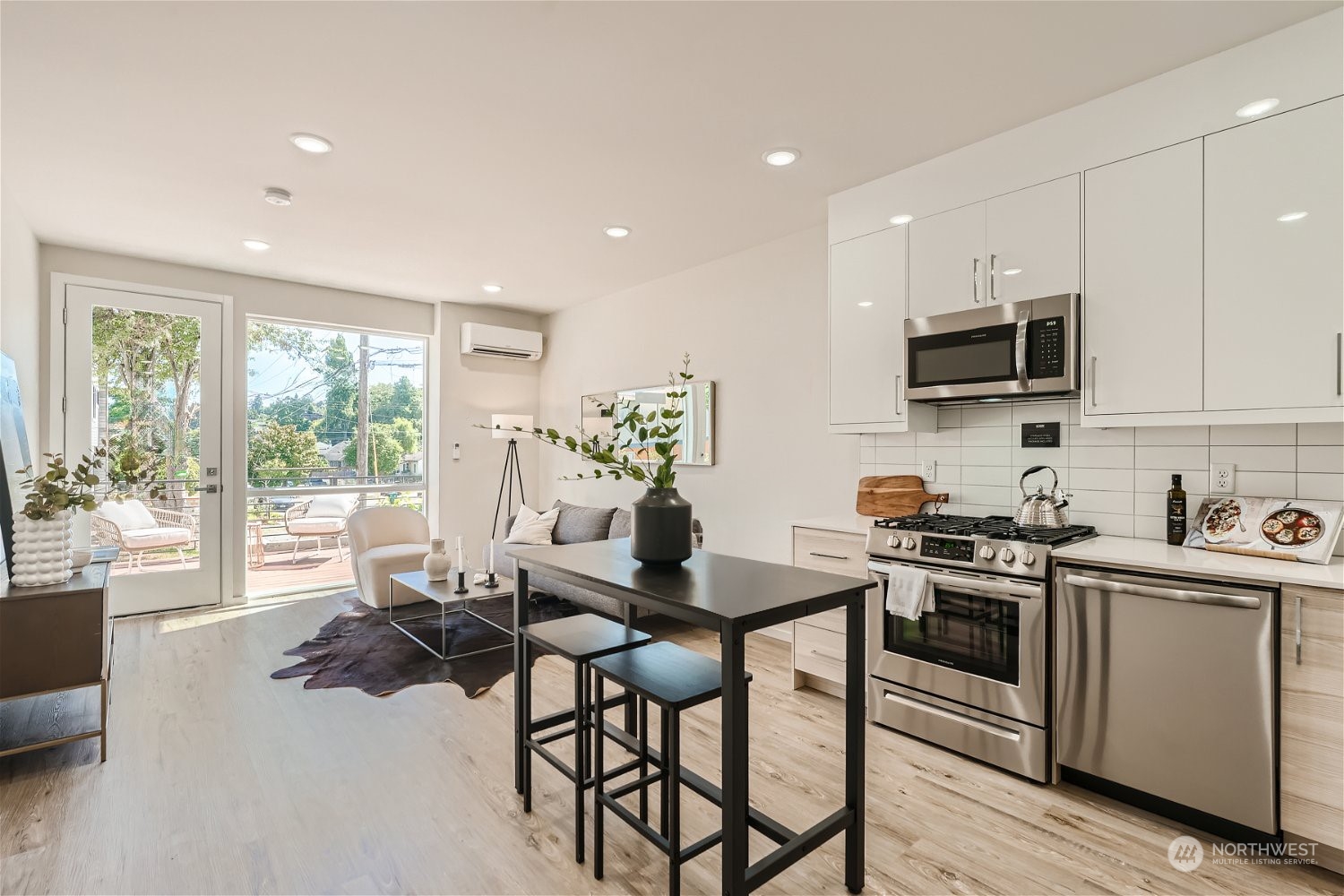 1904 S Grand Street , Seattle, WA 98144