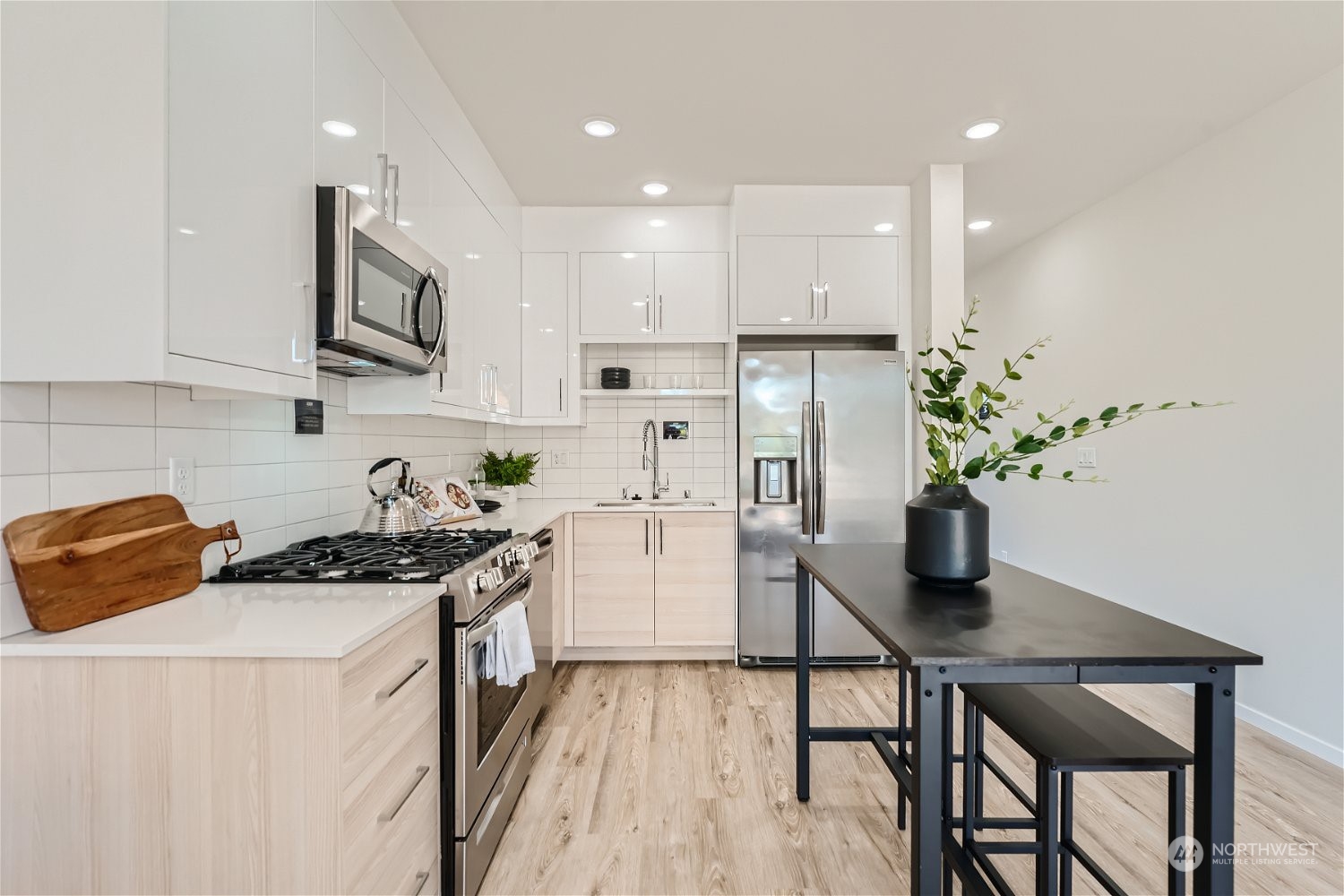 1904 S Grand Street , Seattle, WA 98144