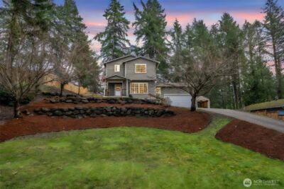 521 NE Matthew Drive , Belfair, WA 98528