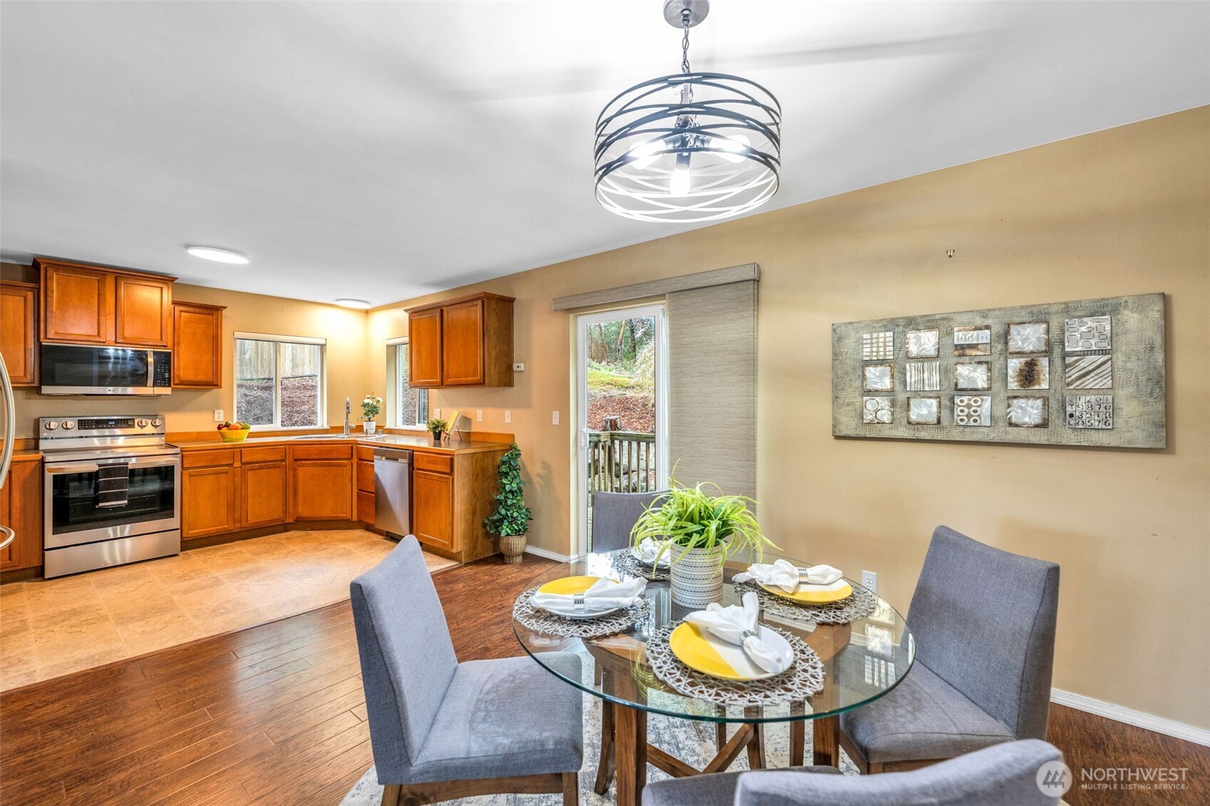 521 NE Matthew Drive , Belfair, WA 98528