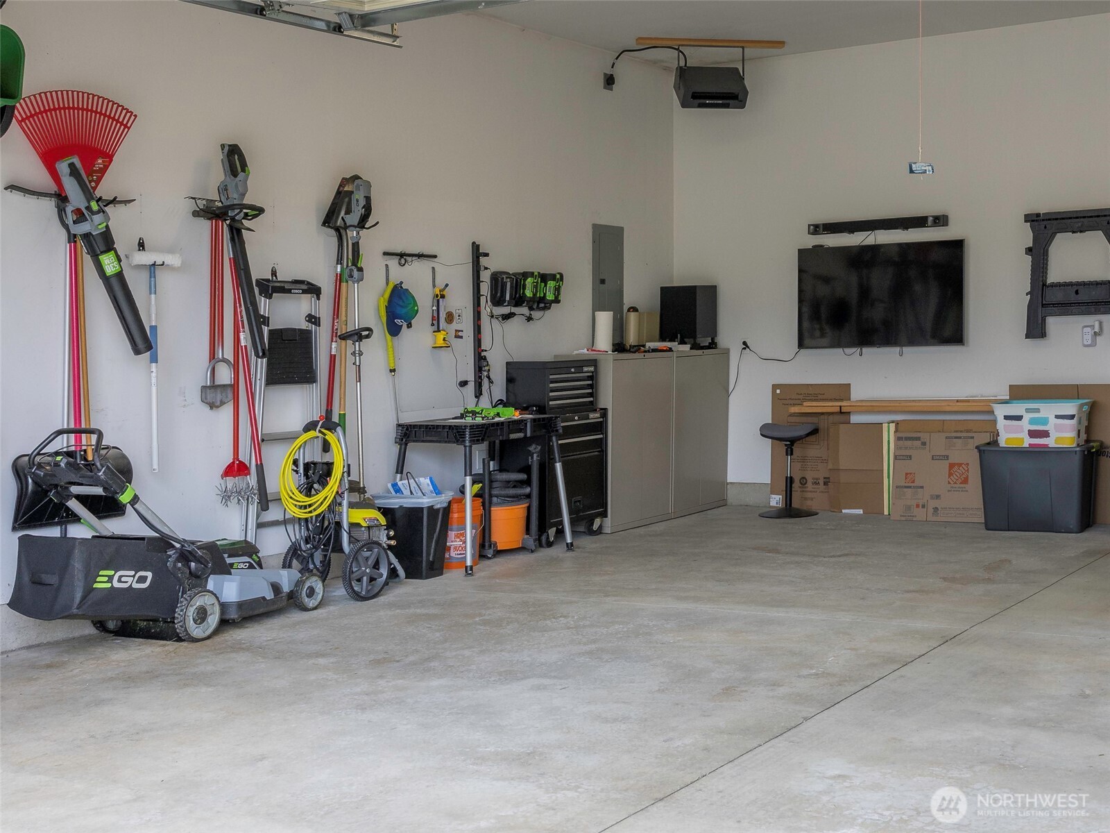 1934 W 8th Street , Port Angeles, WA 98363