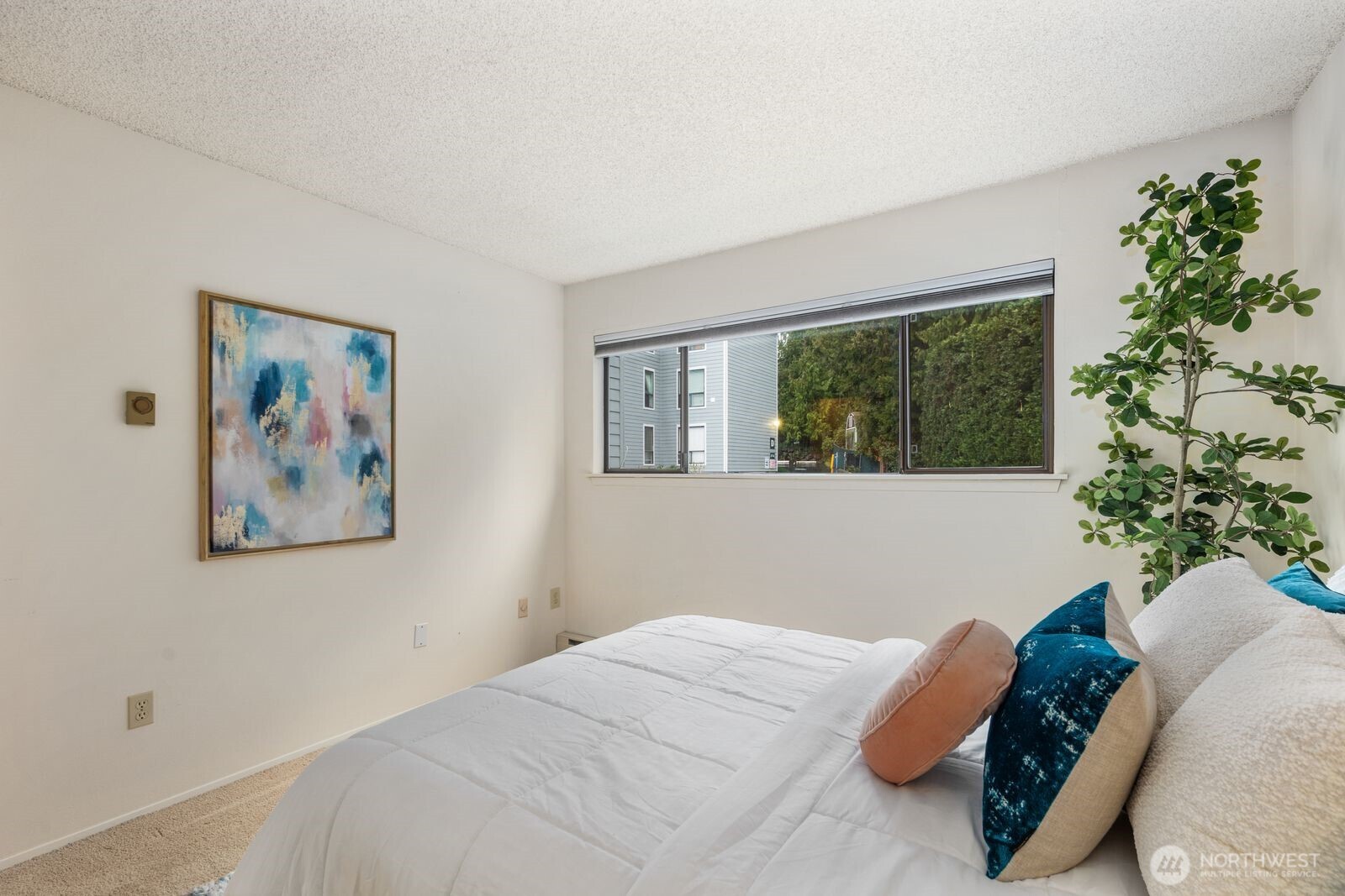 13741 15th Avenue NE #C3, Seattle, WA 98125