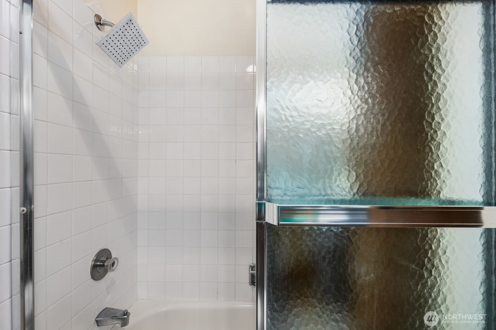 13741 15th Avenue NE #C3, Seattle, WA 98125